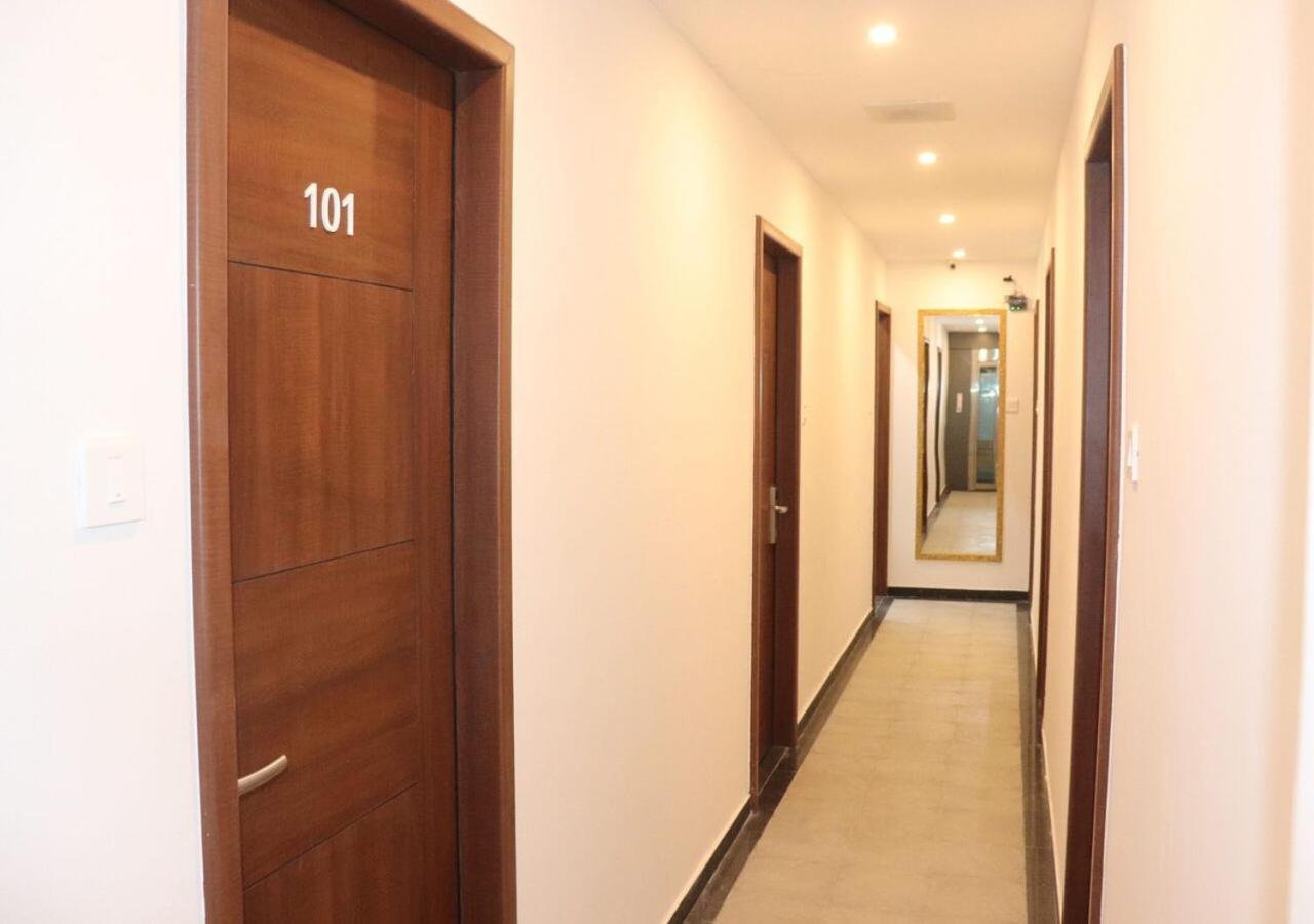פונה Sharman Suites מראה חיצוני תמונה