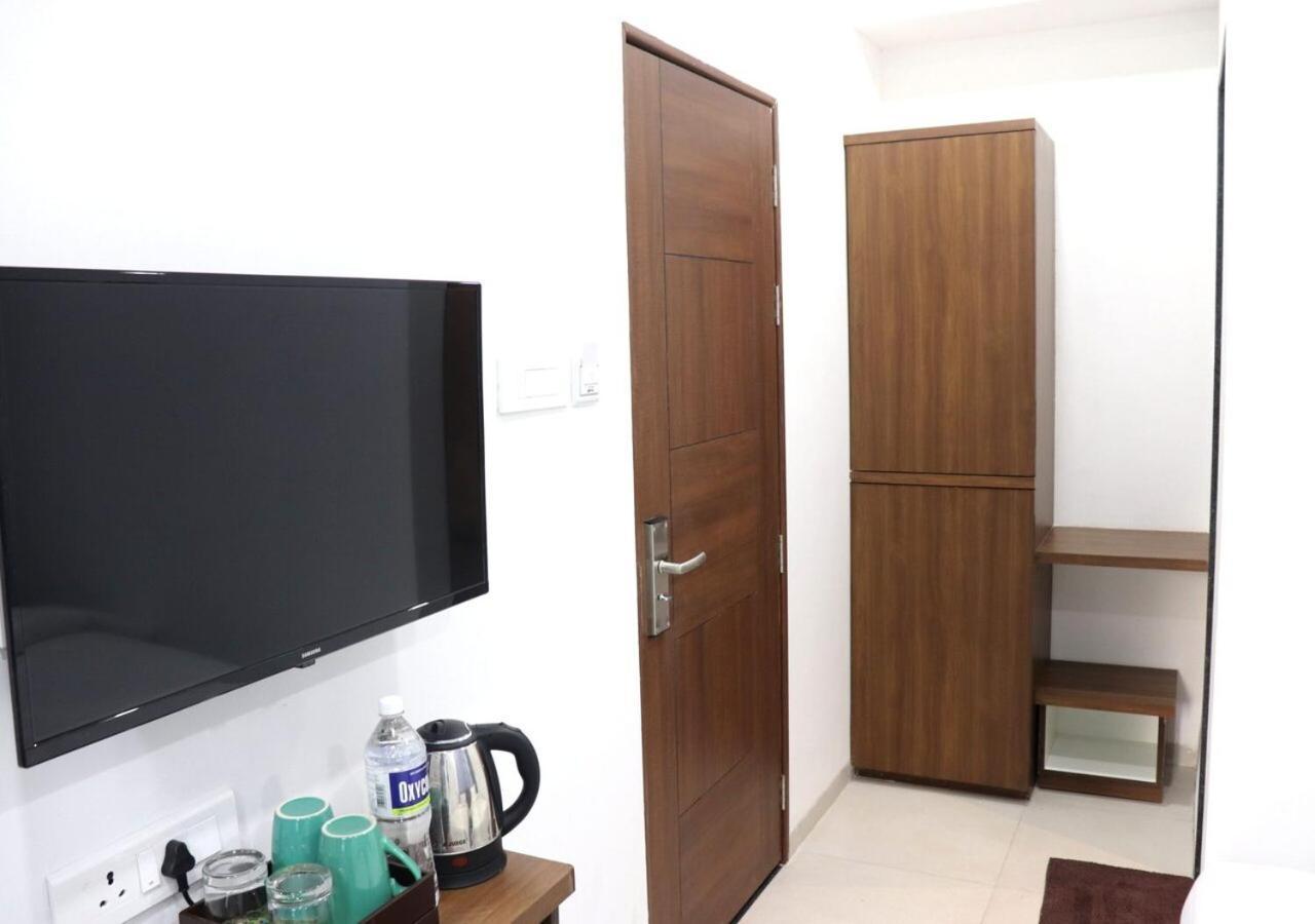 פונה Sharman Suites מראה חיצוני תמונה
