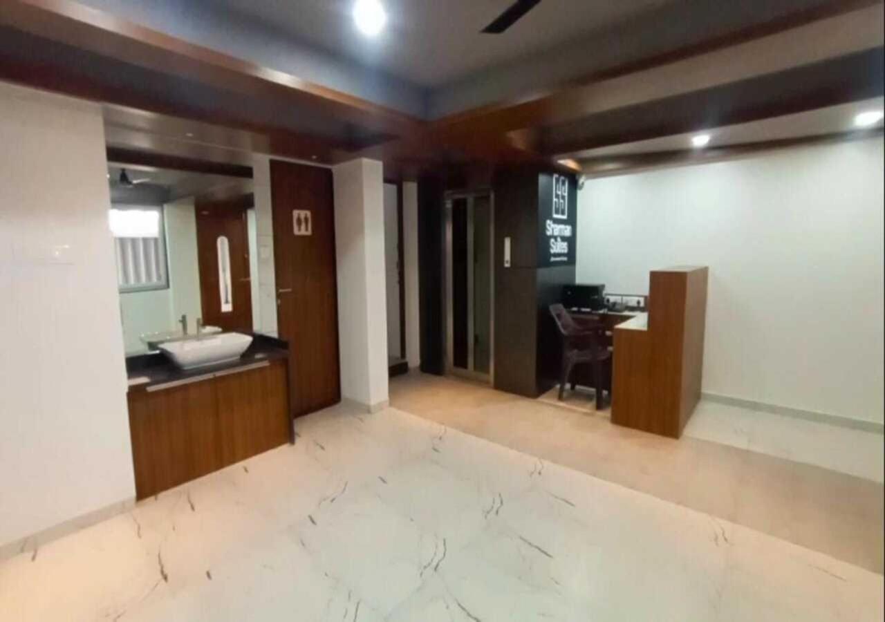 פונה Sharman Suites מראה חיצוני תמונה